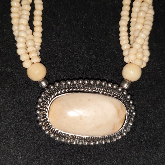 Antique Vintage Native American Silver Carved Bone Silver Necklace – RARE FIND - Picture 7 of 11